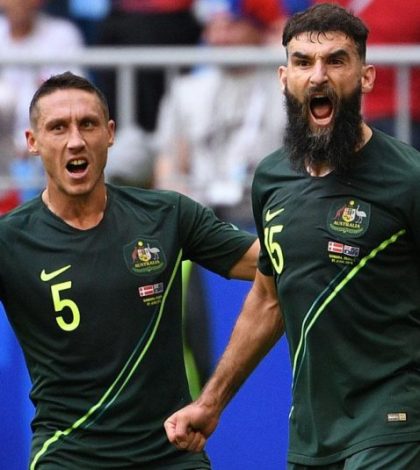 Австралия - Перу