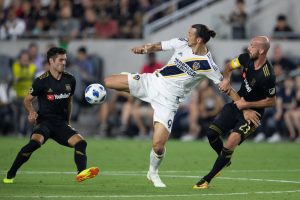 Златан Ибрагимович против «Лос-Анджелеса»