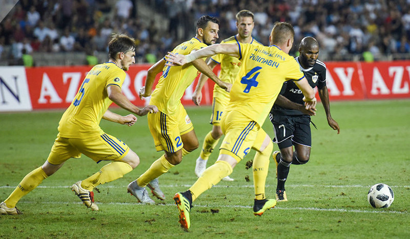 БАТЭ съедает игрока «Карабаха»