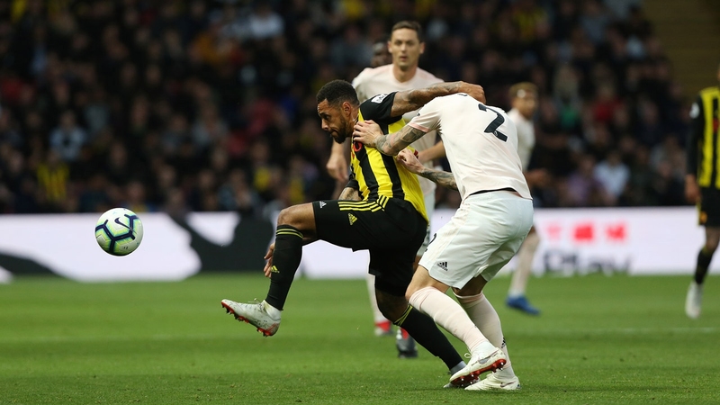 Андре Грей против Виктора Линделёфа