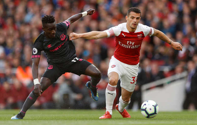 Идрисса Гуйе против Гранита Джаки