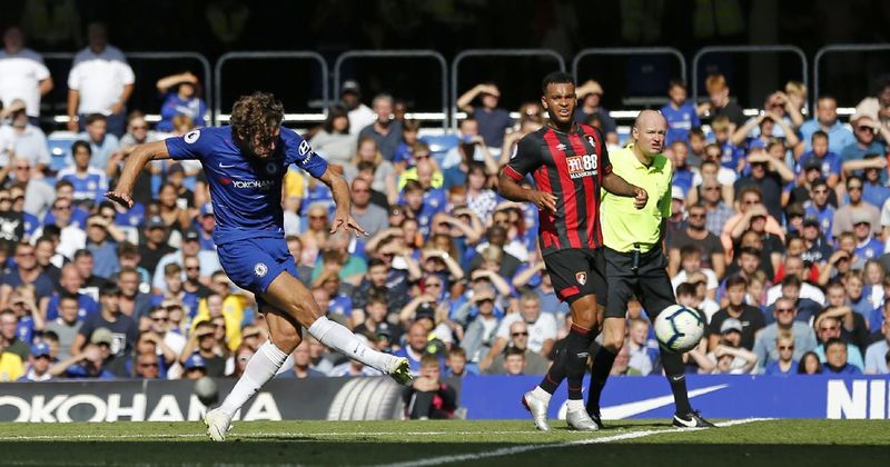 Маркос Алонсо в матче против «Борнмута»