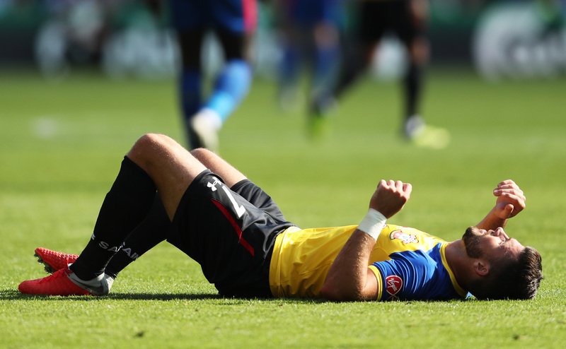 Шейн Лонг получил повреждение в матче против «Кристал Пэласа»