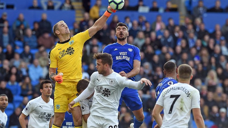 Джо Харт в выездном матче «Бёрнли» против «Кардифф Сити» (1:2)