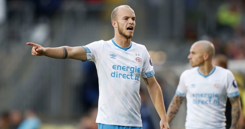 Йоррит Хендрикс в выездном матче против «Бреды» (0:2)