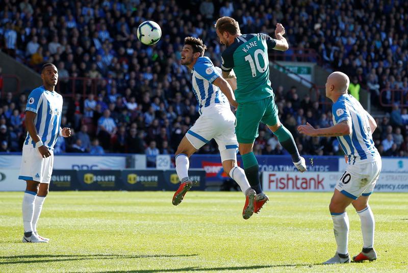 Кристофер Шиндлер в домашнем матче «Хаддерсфилд Тауна» против «Тоттенхэма» (0:2)