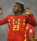 Миши Батшуайи в домашнем матче сборной Бельгии против Исландии (2:0)