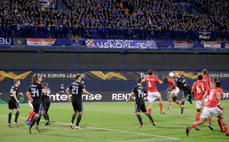 Фото с матча Динамо Загреб 1:0 Бенфика