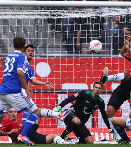 Ганновер  — Шальке