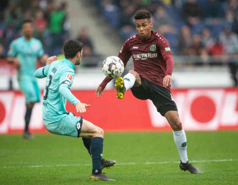 Фото с матча Ганновер 1:0 Майнц