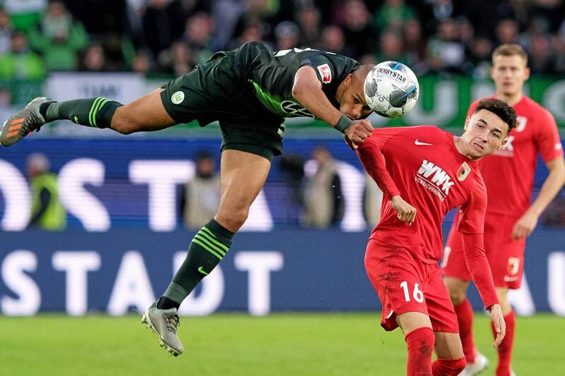 Фото с матча Вольфсбург 0:0 Аугсбург