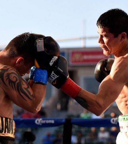 Леонардо Баез - Мойсес Флорес