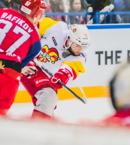 Йокерит — Локомотив