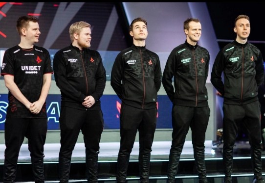 Astralis — fnatic