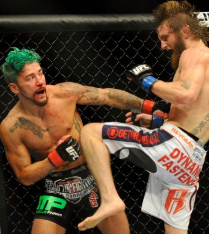 Тим Эллиотт - Брэндон Ройвал