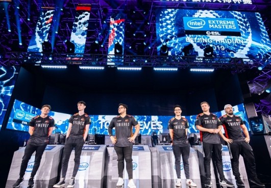 100 Thieves - Cloud9