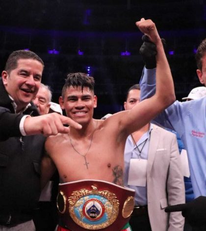 Эммануэль Наваррете - Уриэль Лопес