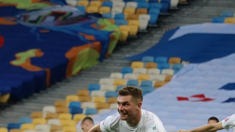 Колос Ковалёвка — Днепр-1