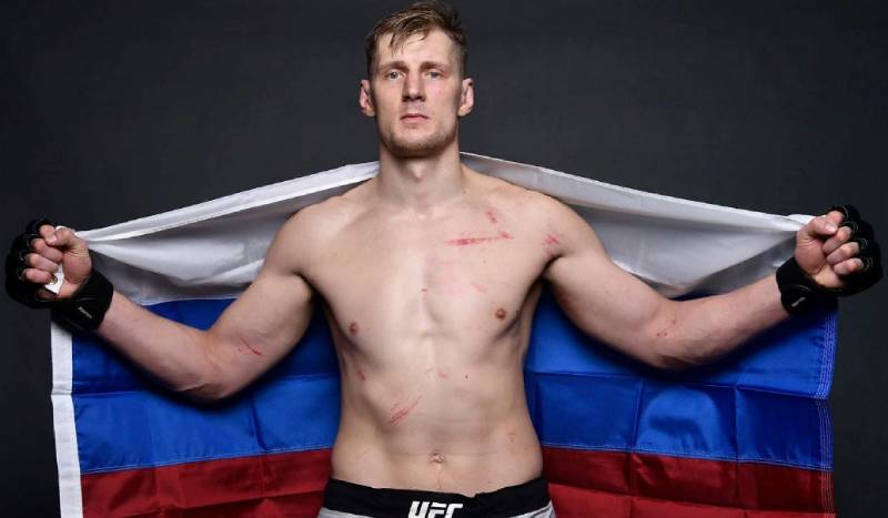 Александр Волков