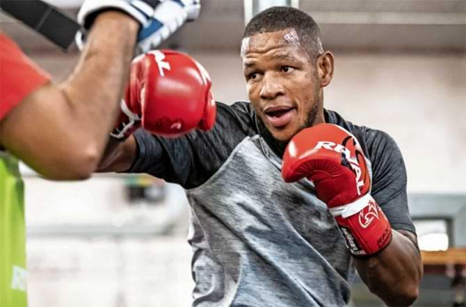 Салливан Баррера