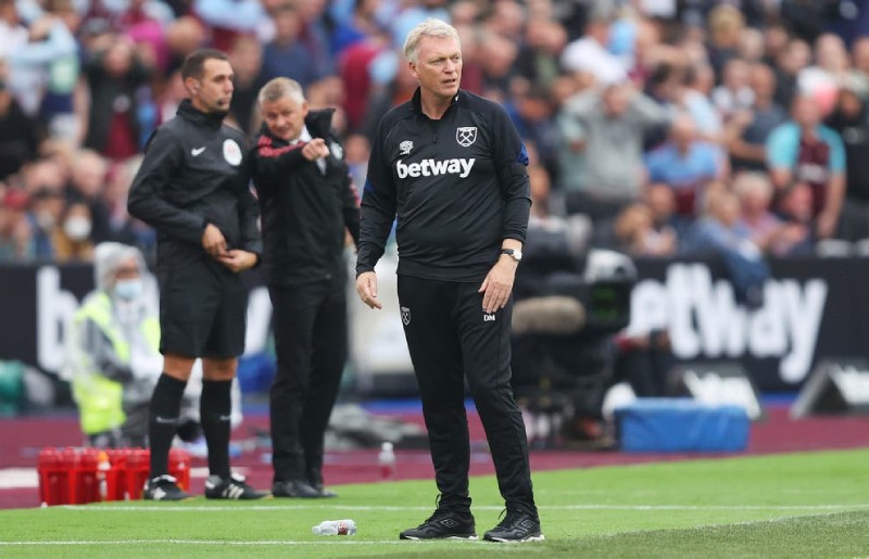 Дэвид Мойес