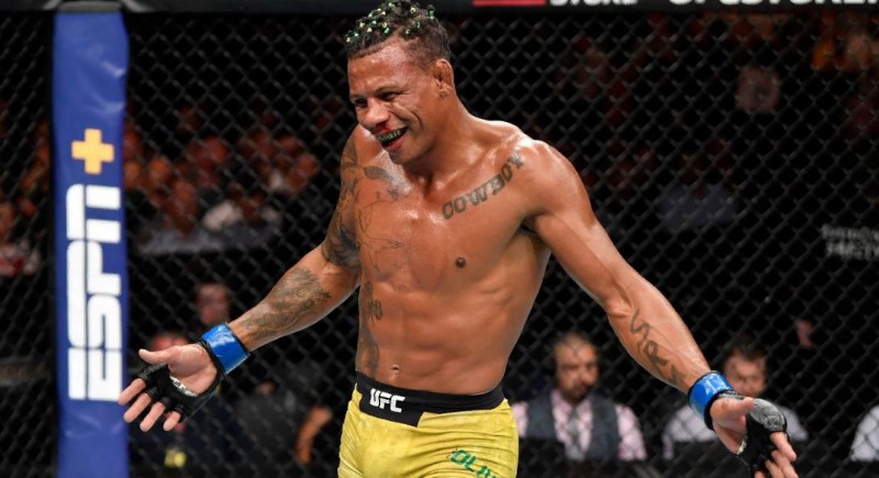 Алекс Оливейра