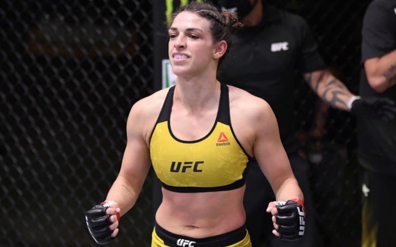 Маккензи Дерн