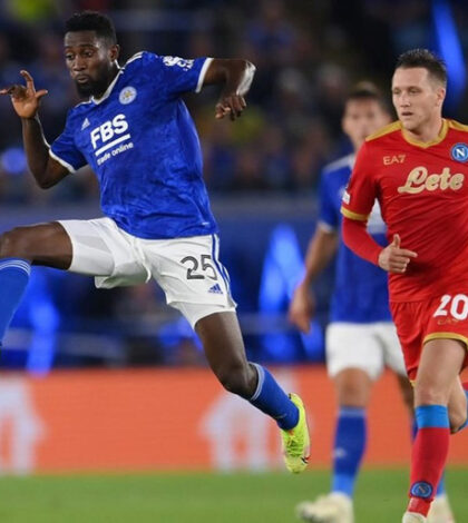 Наполи — Лестер