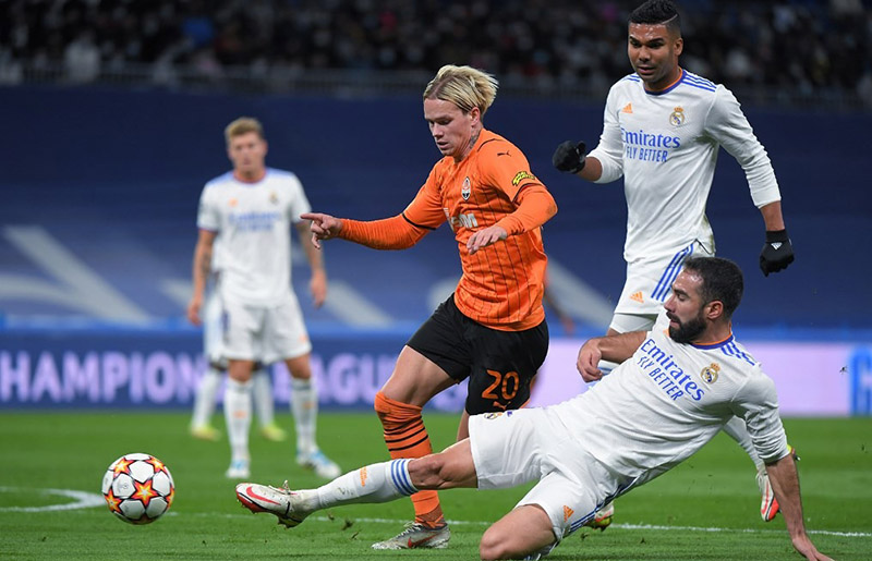 Шахтер Донецк