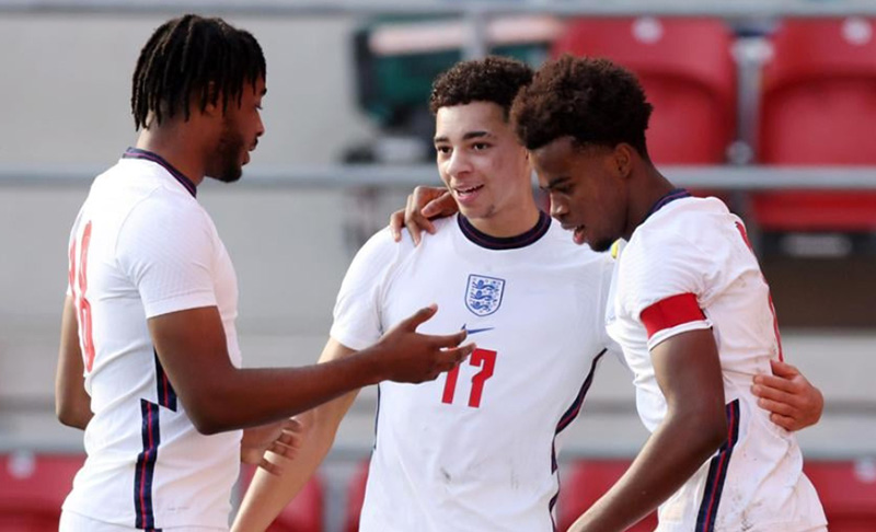 Сборная Англии U19