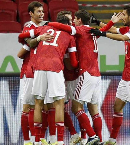 Узбекистан — Россия